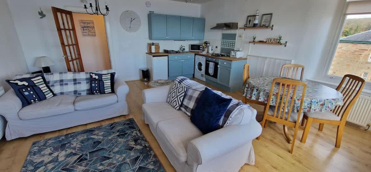 The Hidden Asset- Rothesay, Isle Of Bute Apartment Luaran gambar